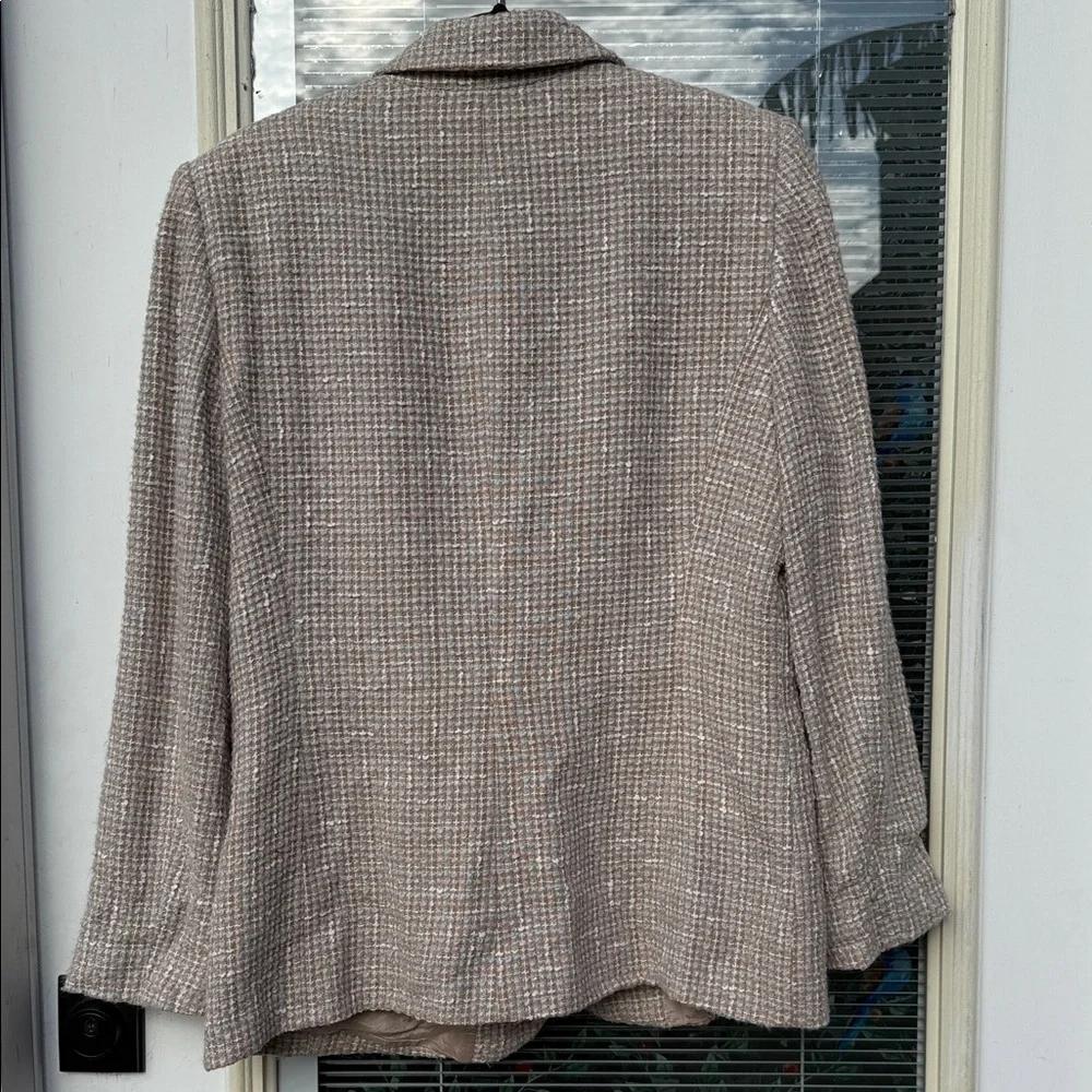 Tahari Light Pink and Green Tweed Blazer - Picture 6 of 14
